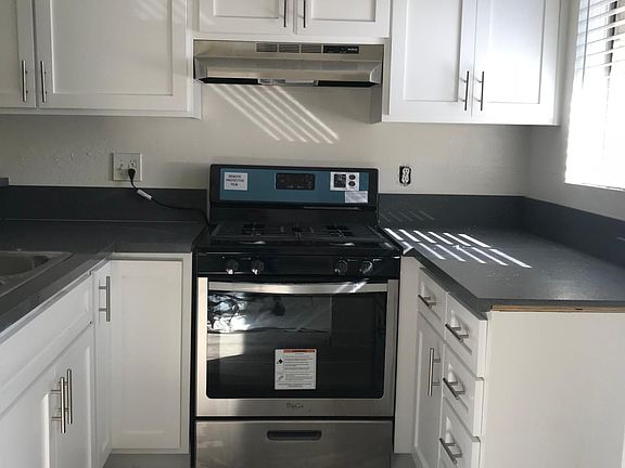 2nd image of 19330 Saticoy St #3f1634201