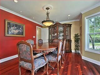 3rd image of 108 Louise Ct