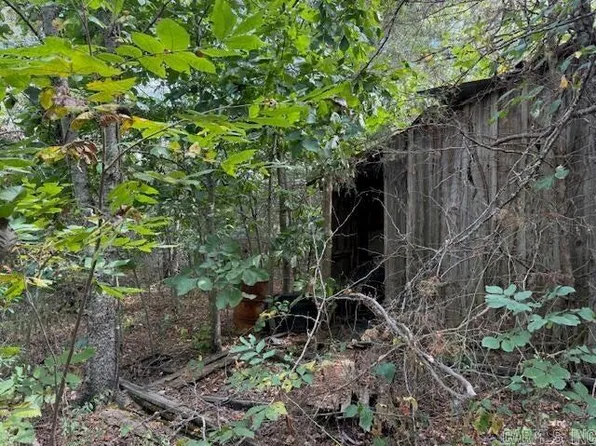 942 Kyler Rd, Batesville, AR 72501