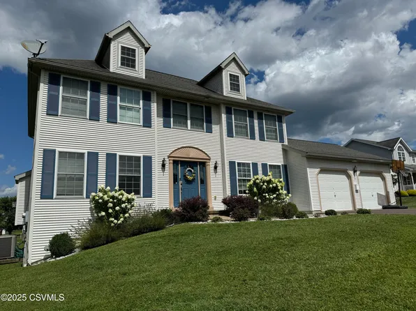 45 Prince George St, Bloomsburg, PA 17815