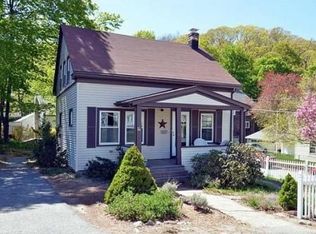 24 Ash St, Melrose, MA 02176