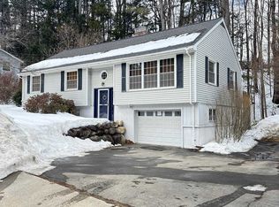 113 Stockwell Dr, Brattleboro, VT 05301