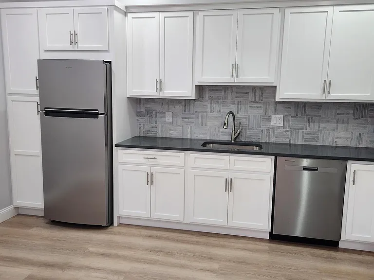 29 Bartlett St #2 — Photo 1