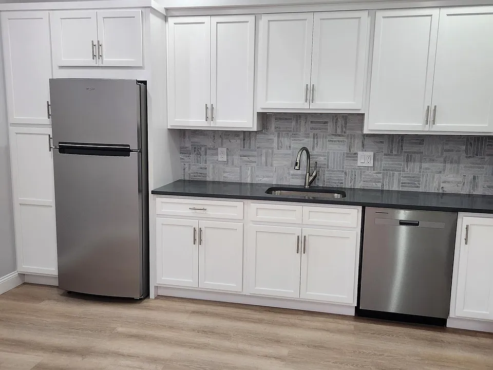 29 Bartlett St #2