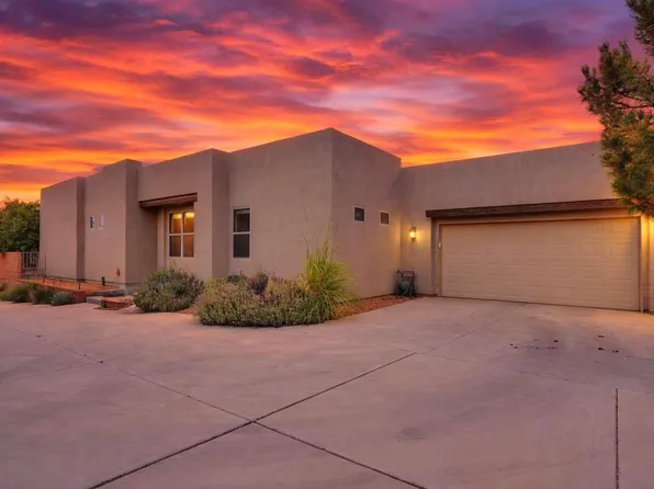 5308 Sacate Ave NW, Albuquerque, NM 87120