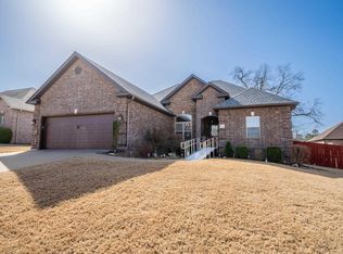 6132 Remington Dr, Bryant, AR 72022