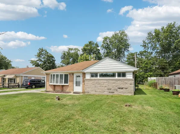 6 Sauk Trl, Park Forest, IL 60466