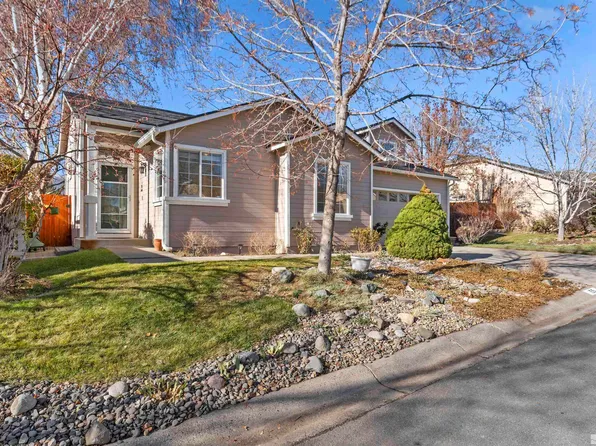 155 Fallbrook Dr, Verdi, NV 89439