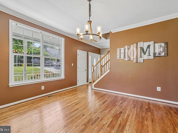 2nd image of 1866 Disney Estates Cir
