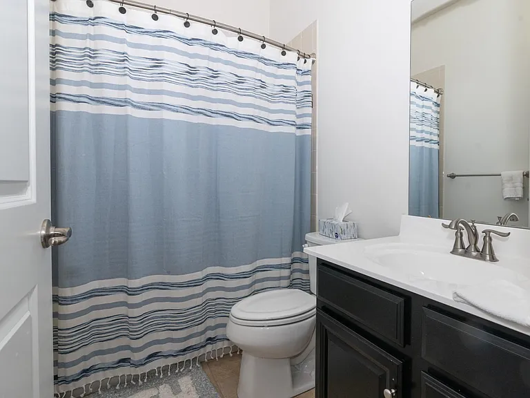 1415 Village Green Way — Photo 21
