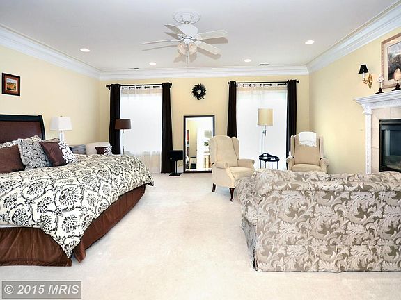 5th image of 2507 Chestnut Woods Ct