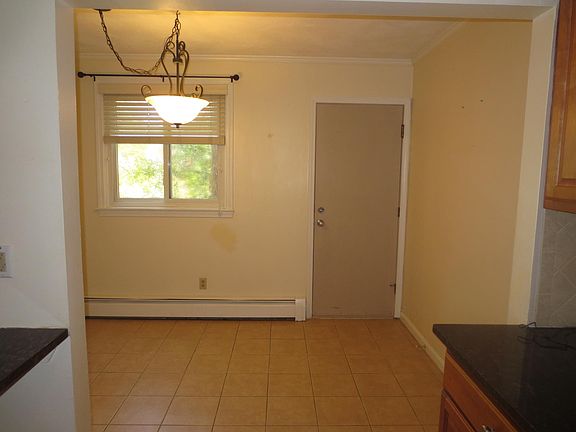 5th image of 400 New River Rd Building 5-507