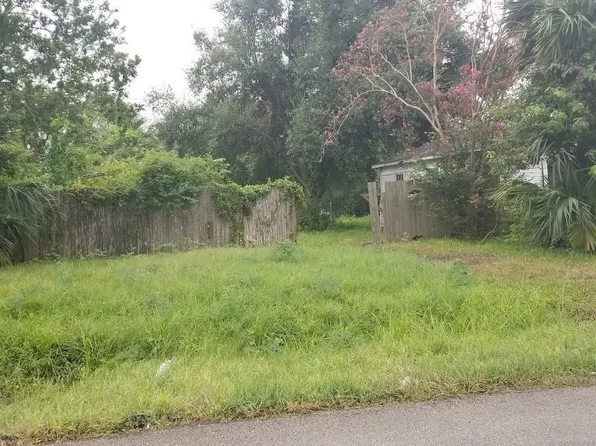 250 N Carolina St, Houston, TX 77029