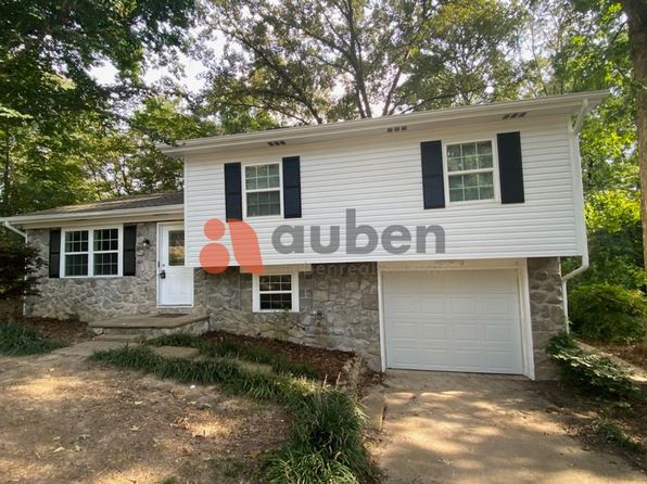 1529 N Chester Rd