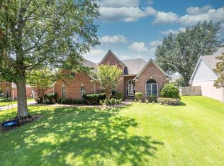 1571 Collingham Dr, Collierville, TN 38017