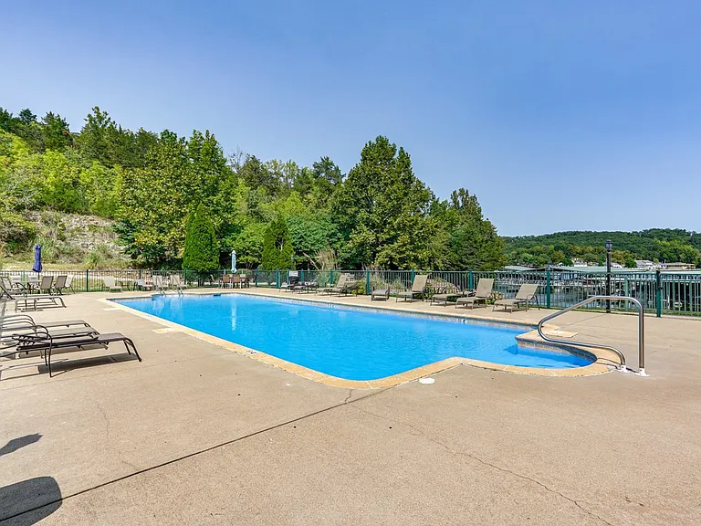 440 Cedar Heights Dr #4 — Photo 43