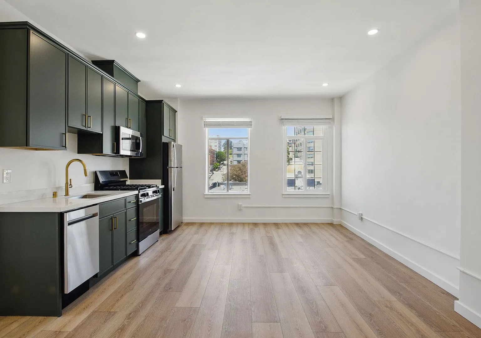 Couldn't be a better view!! Condo finishings! — Photo 4