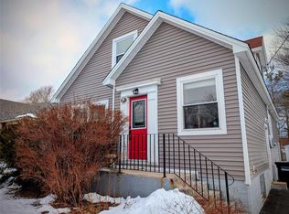 7 Cornwall Hts, St. John's, NL A1E3G6