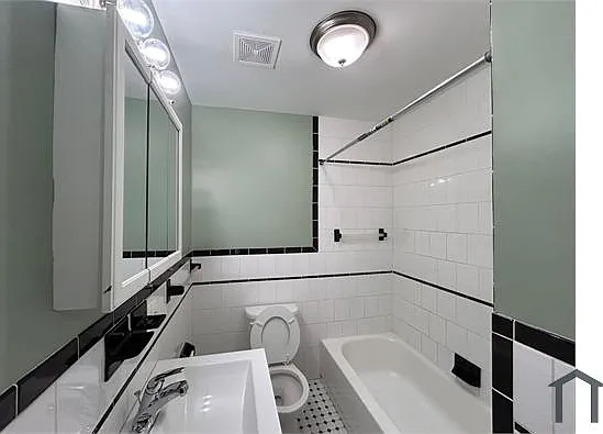 2 bed, $1,900 — Photo 4