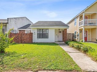 15 Courtyard Cir, Lafayette, LA 70508
