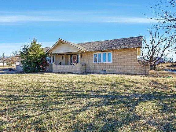 5th image of 500 Rolling Hills Dr