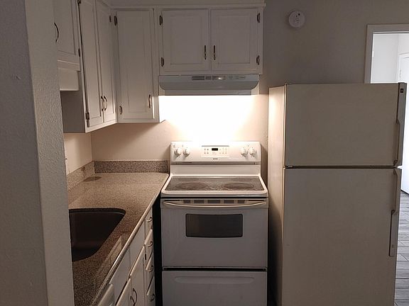 2nd image of 8026 Stark Ave APT B