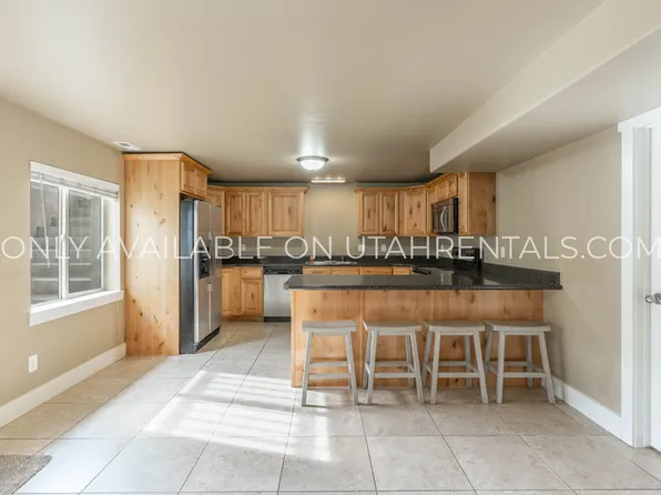 155 W 200 N, Santaquin, UT 84655