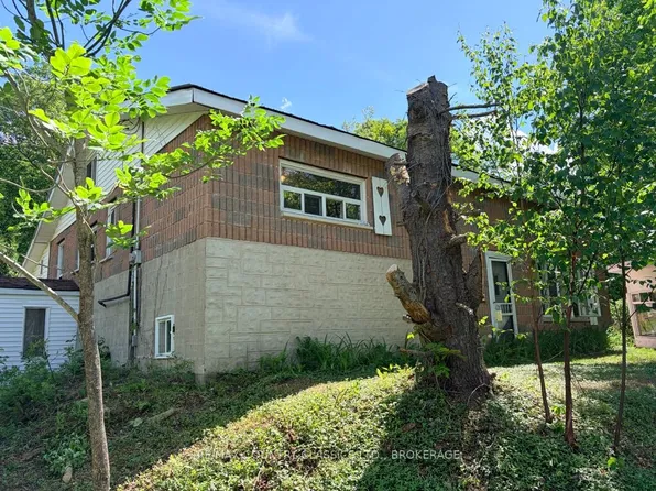 534 AB Slate Falls Rd, Addington Highlands, ON K0H 1L0