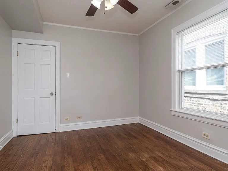 5749 N Artesian Ave #2 — Photo 13