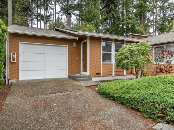 665 NW Atalanta Way #1, Oak Harbor, WA 98277