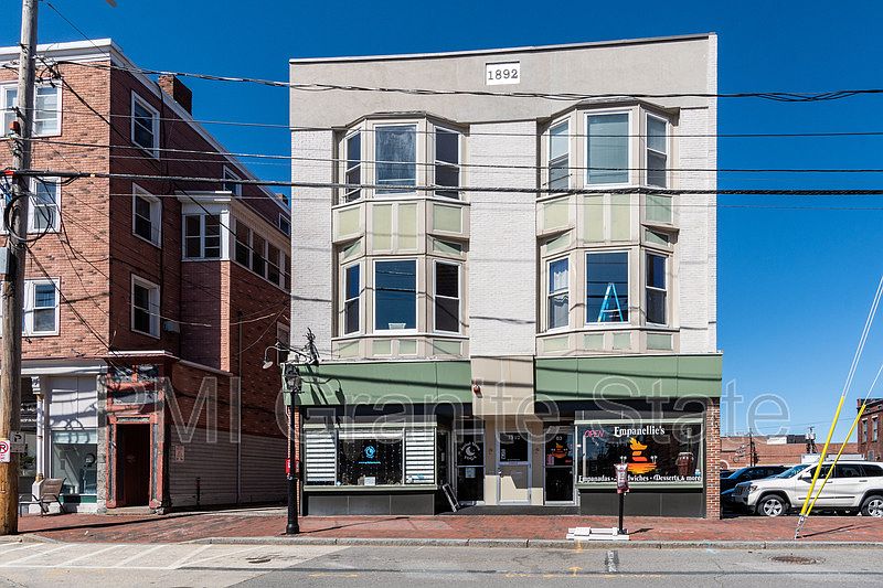 1st image of 83-85 W Pearl St