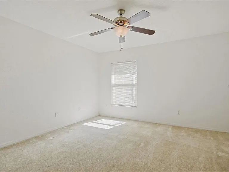 1405 Ridge Ter — Photo 23
