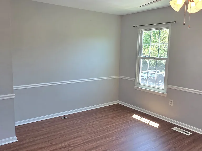 4686 Joanna Ct — Photo 17