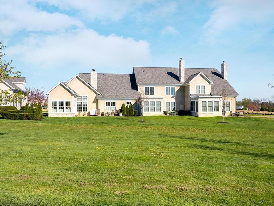 1st image of 4821 Saint Andrews Dr