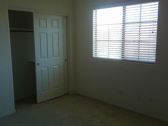 4th image of 15915 W Port Royale Ln