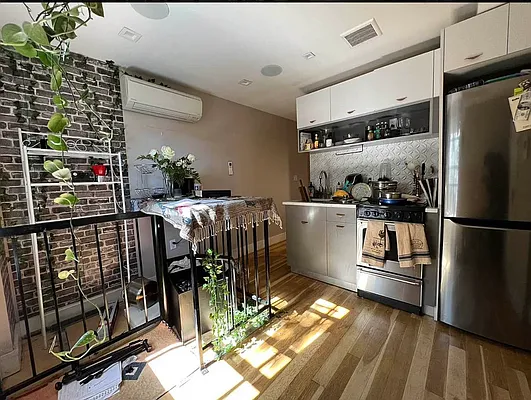 Rented by Doorway NYC, LLC | media 8