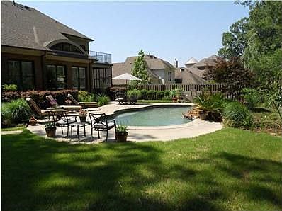 4th image of 4010 Loch Meade Dr