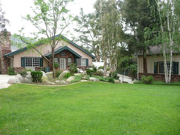 20,000 sq. ft. lot with detached RV garage & 3 Car attached garage