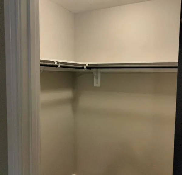 Walk in Closet