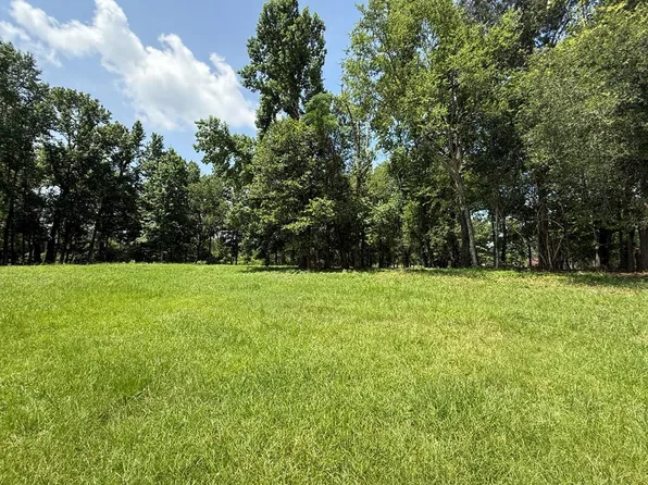 (undisclosed Address), Huntington, TX 75949