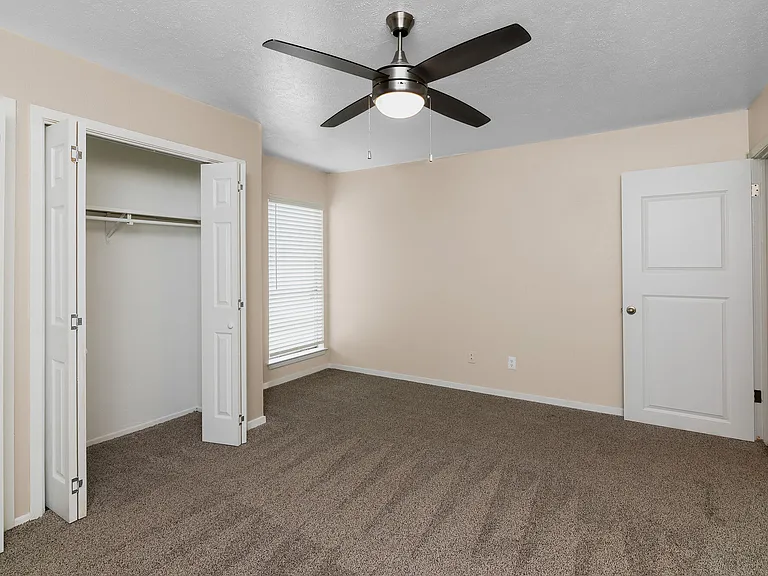 Barrett Apartment Homes — Photo 13