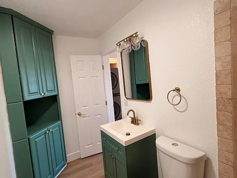 3909 Monroe Ave #110 — Photo 8