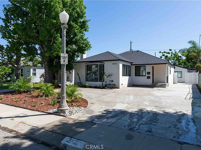 8006 Glider Ave — Photo 5
