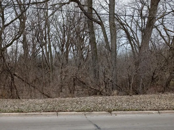 Lakewood Ave, Albert Lea, MN 56007