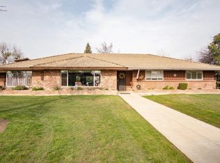 686 W Belleview Ave, Porterville, CA