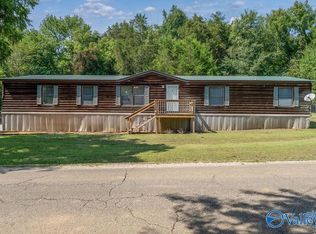 141 Stewart Hollow Rd, Grant, AL 35747
