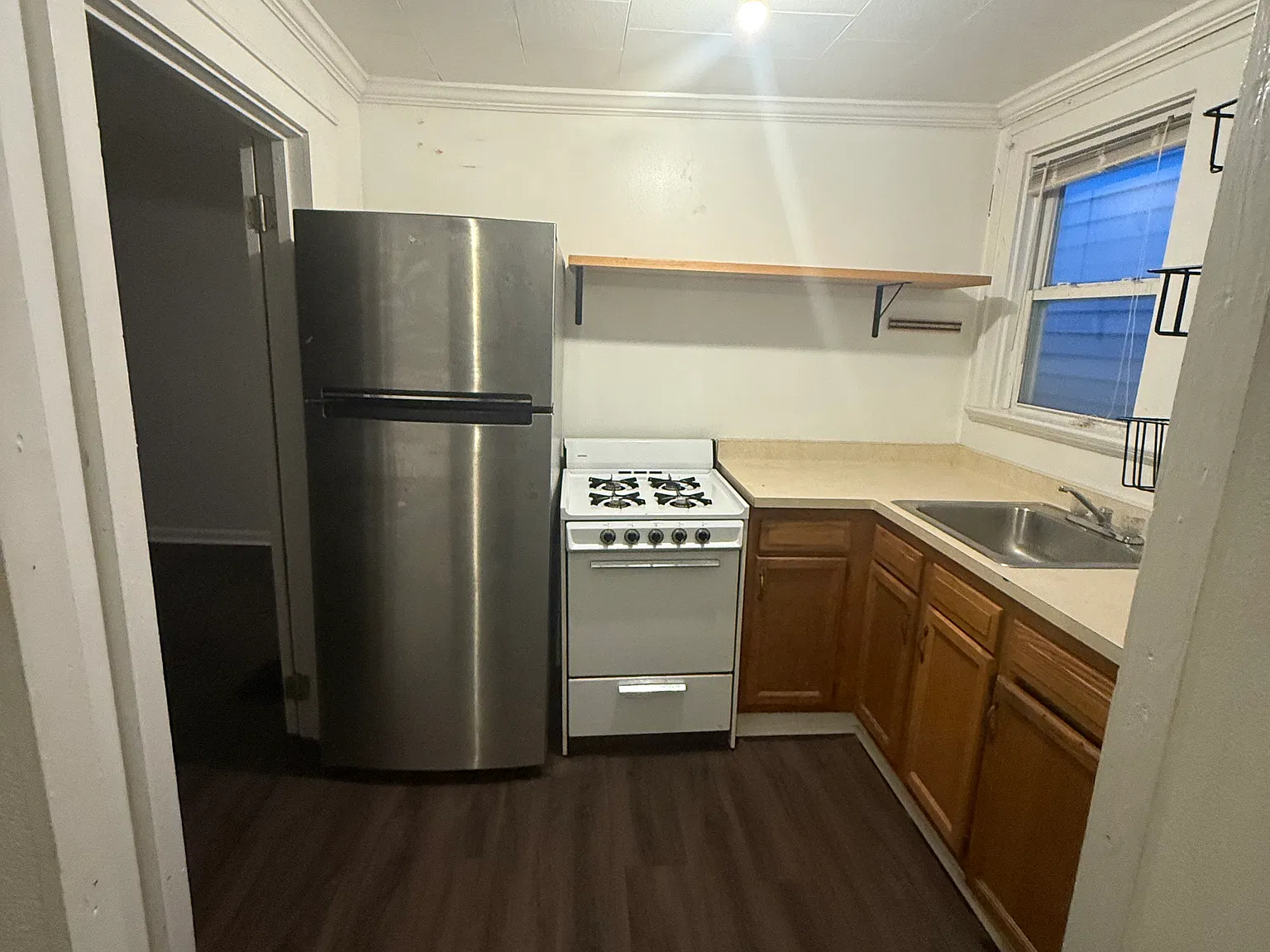 1 bed, 400 sqft, $1,000 — Photo 4