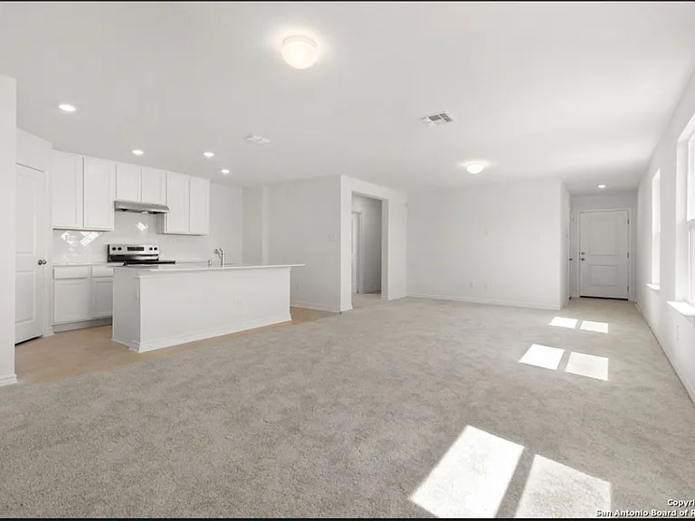 4770 Pico Pico St — Photo 11