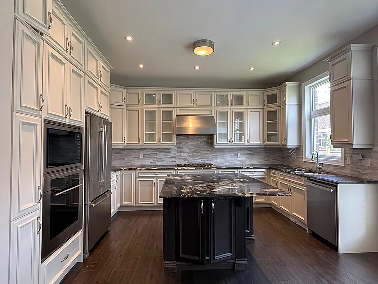 222 N Park Blvd — Photo 13