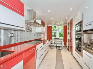 525 N Ocean Blvd #T-2, Pompano Beach, FL 33062
